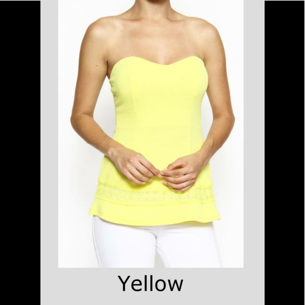 🆕💛 lined & padded! Textured, stretch material